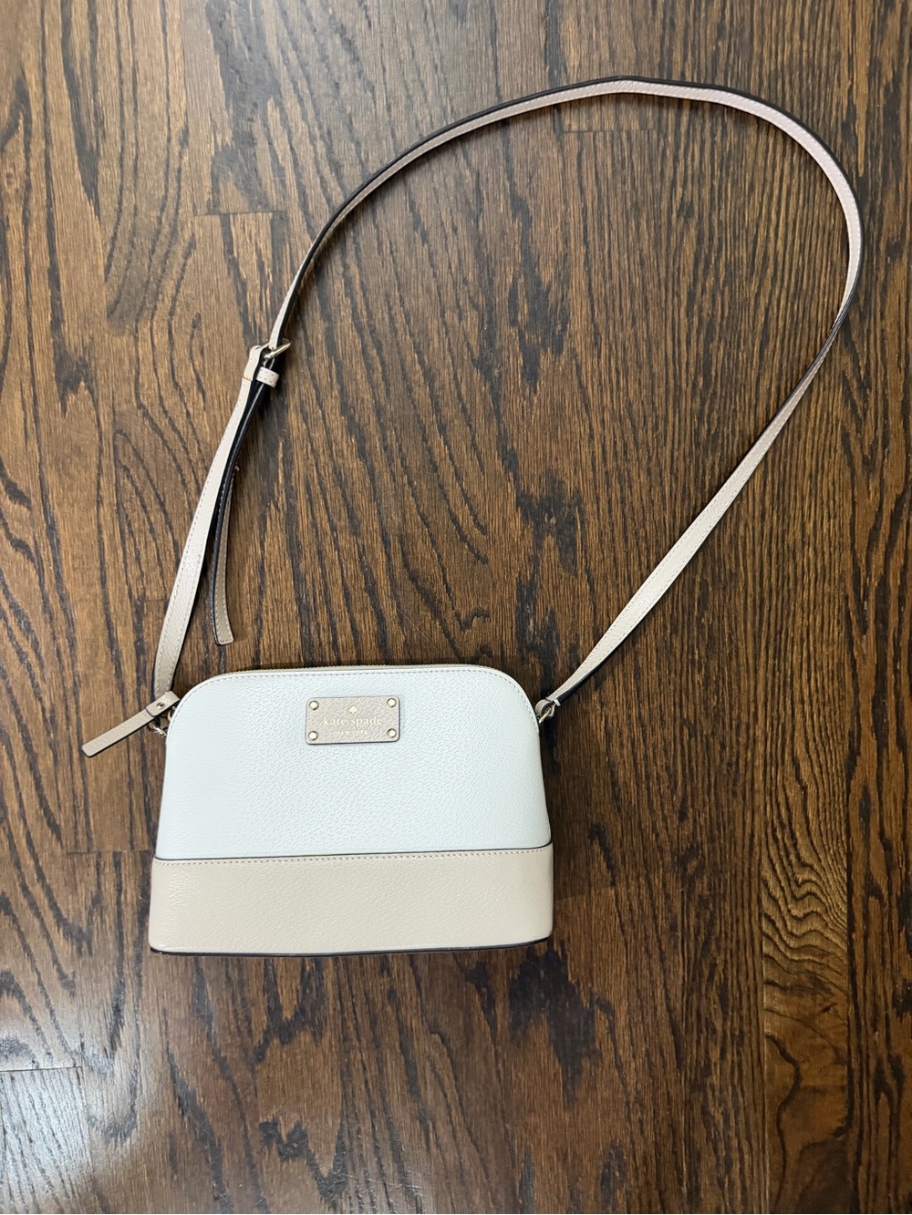 Kate Spade Two-Tone Cream and Beige Crossbody Bag